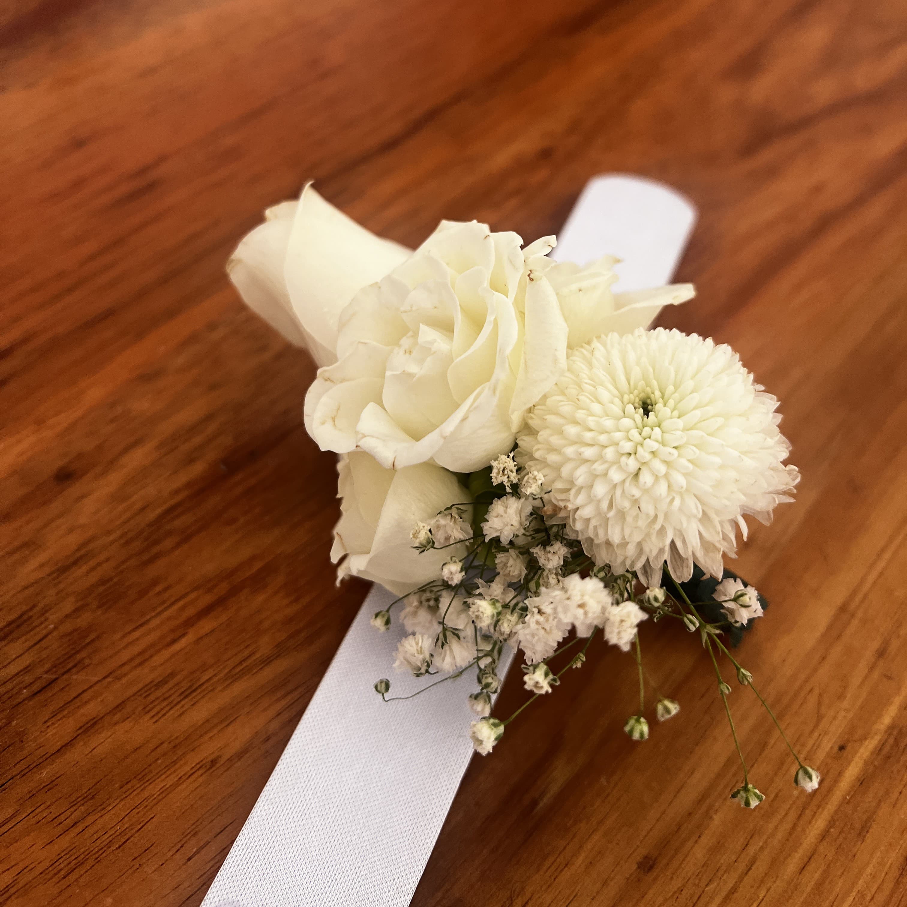 Slap Band Corsage